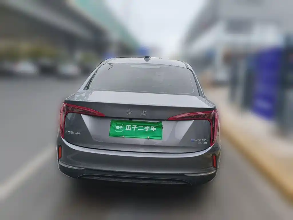 Hongqi Hongqi E-QM5 — миниатюра 5