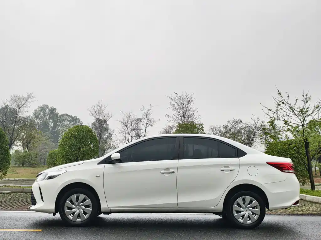 TOYOTA VIOS