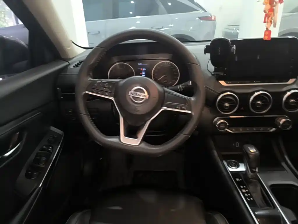 Nissan Sylphy — миниатюра 11