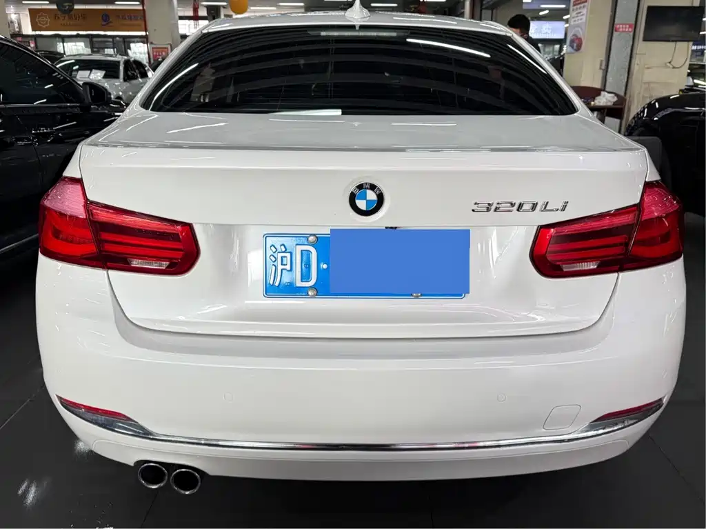 BMW 3 Series — миниатюра 4