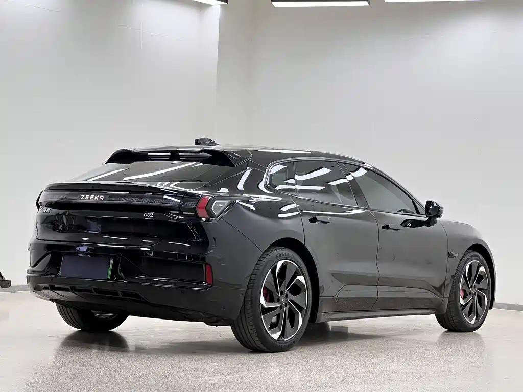 ZEEKR EXTREME KRYPTON 001