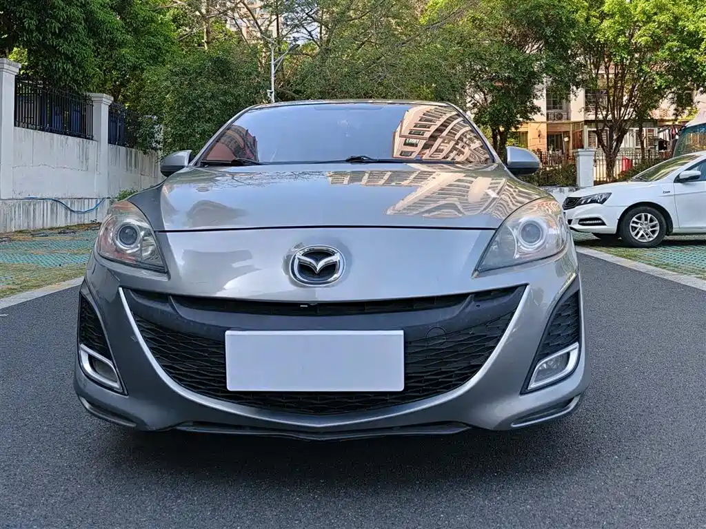 Mazda Mazda3 3 2011 1.6L AT Elite