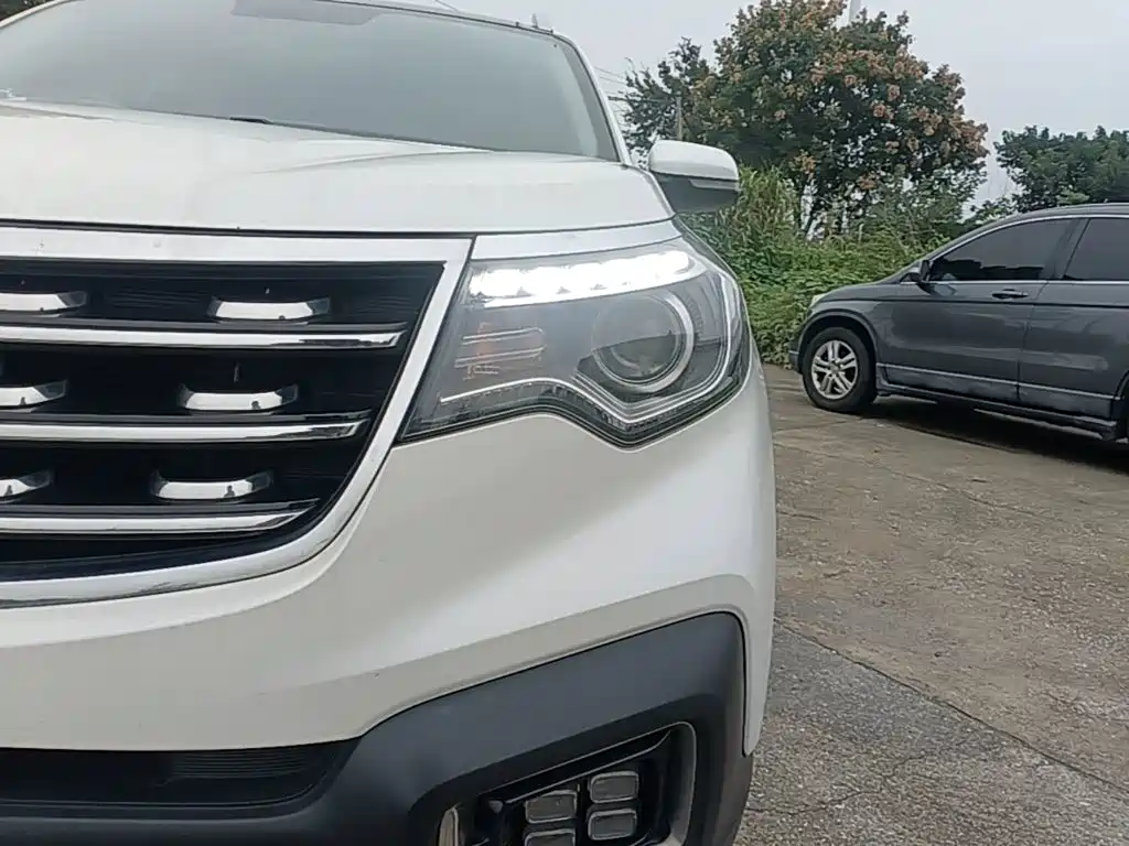 Kia Sportage — миниатюра 24