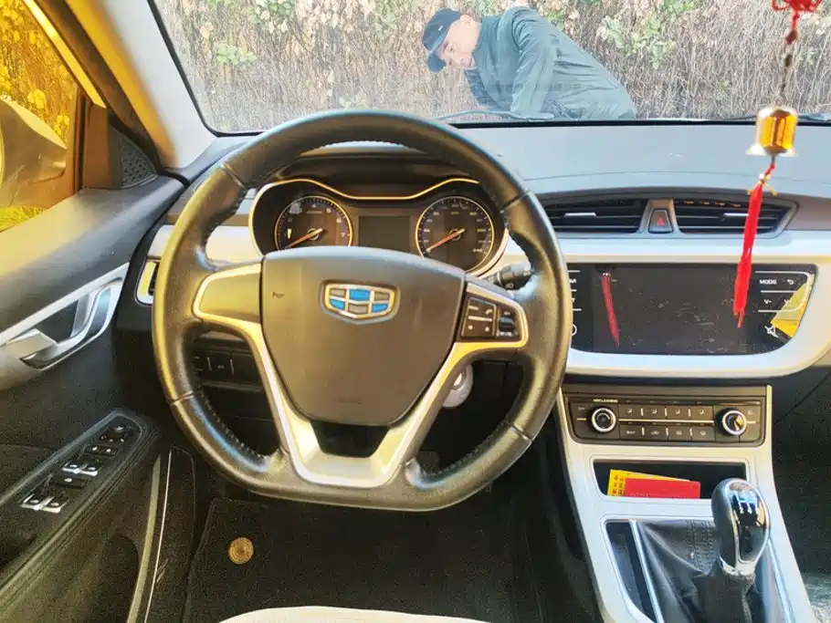 Geely Vision — миниатюра 15