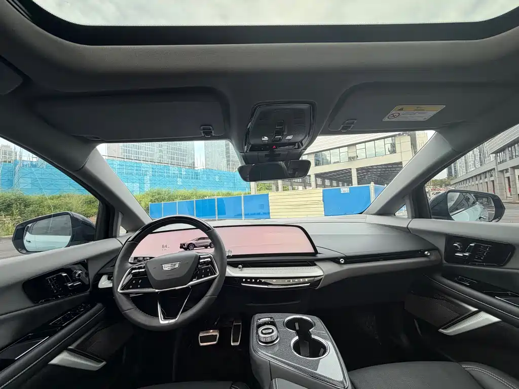 Cadillac IQ