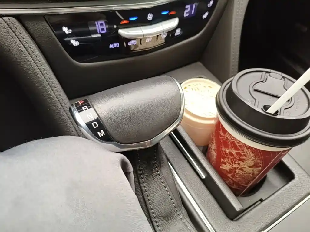 Cadillac CT6 — миниатюра 14