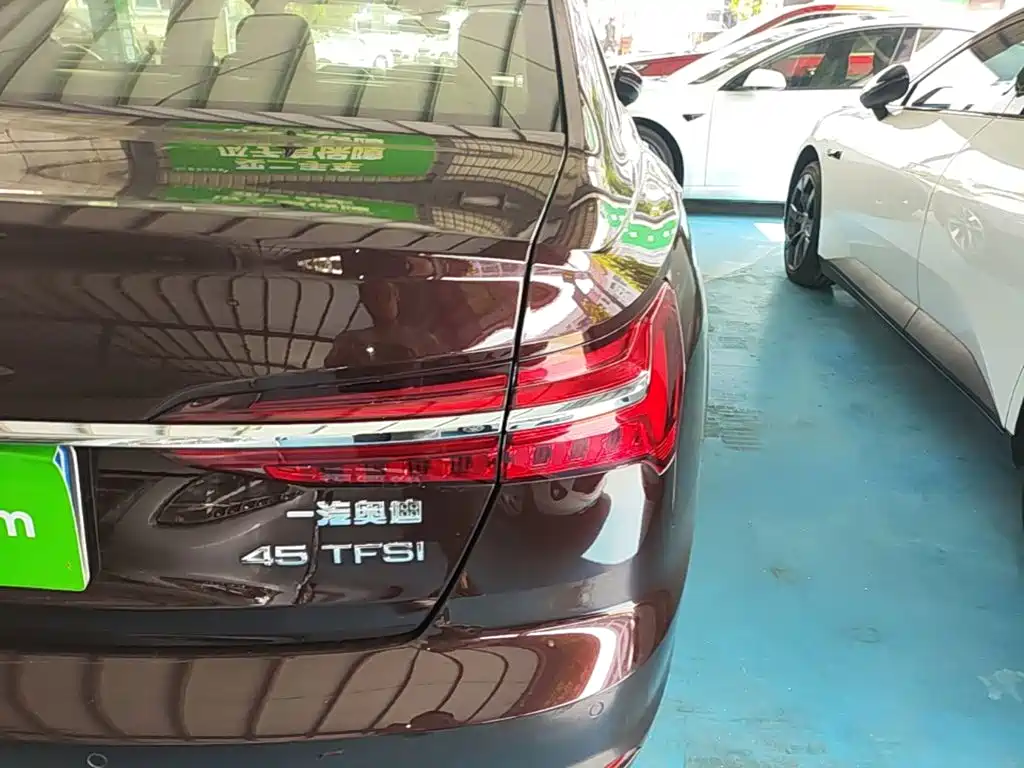 Audi A6L — миниатюра 8