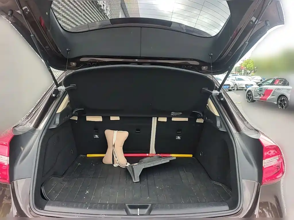 Mercedes-Benz GLA — миниатюра 24
