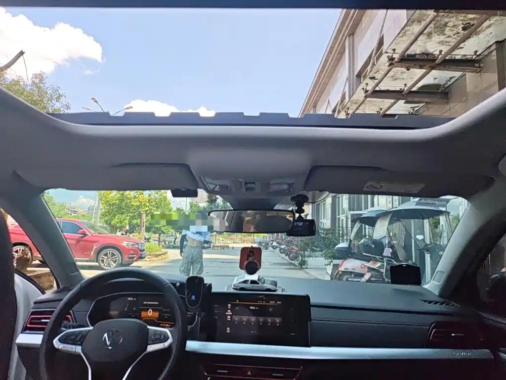 Volkswagen Lavida — миниатюра 9