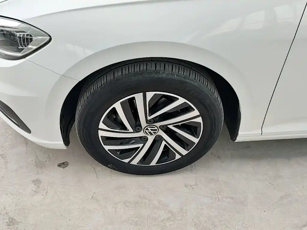 Volkswagen Lavida — миниатюра 23