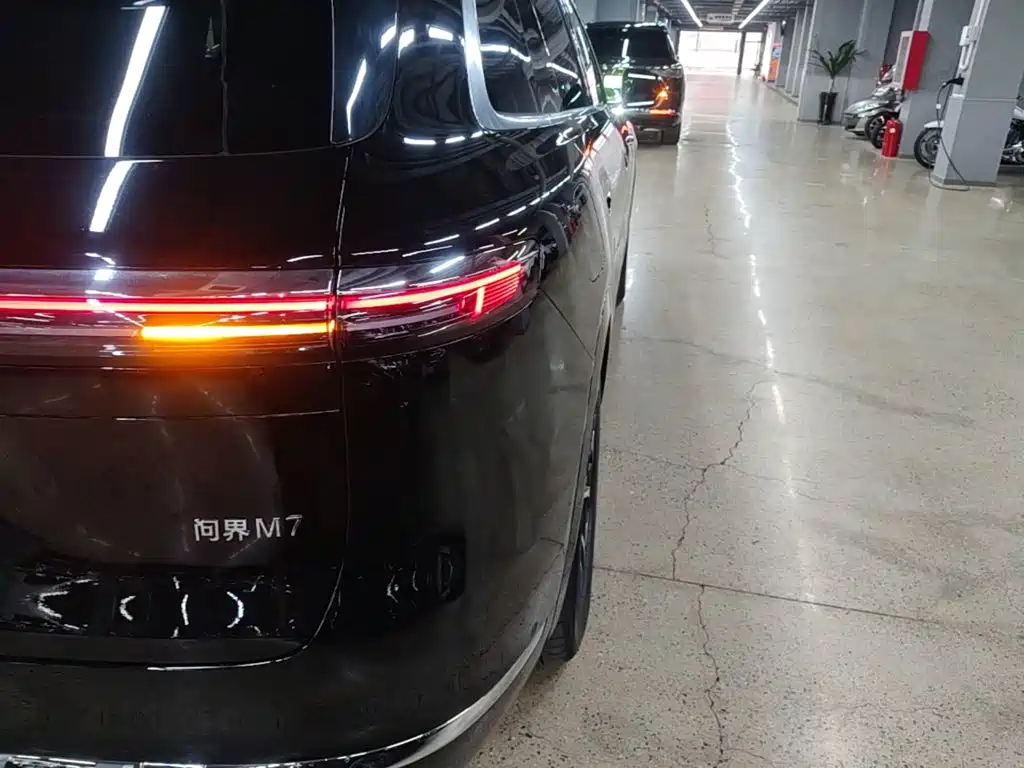 AITO AITO M7 — миниатюра 8