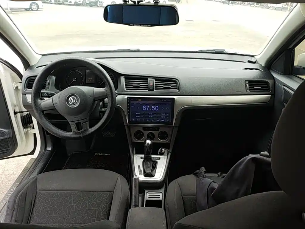 Volkswagen Lavida — миниатюра 10