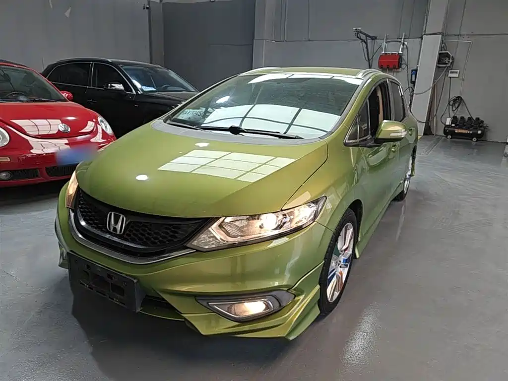 Honda Jade 2016