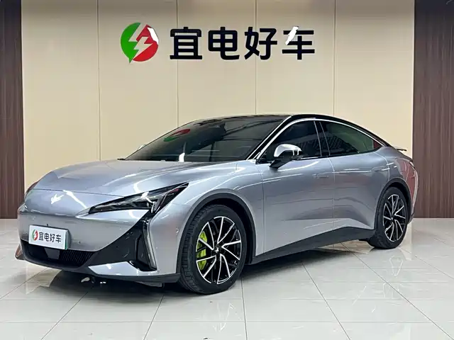 ARCFOX EXTREME FOX POLAR FOX ALPHA S5 2025