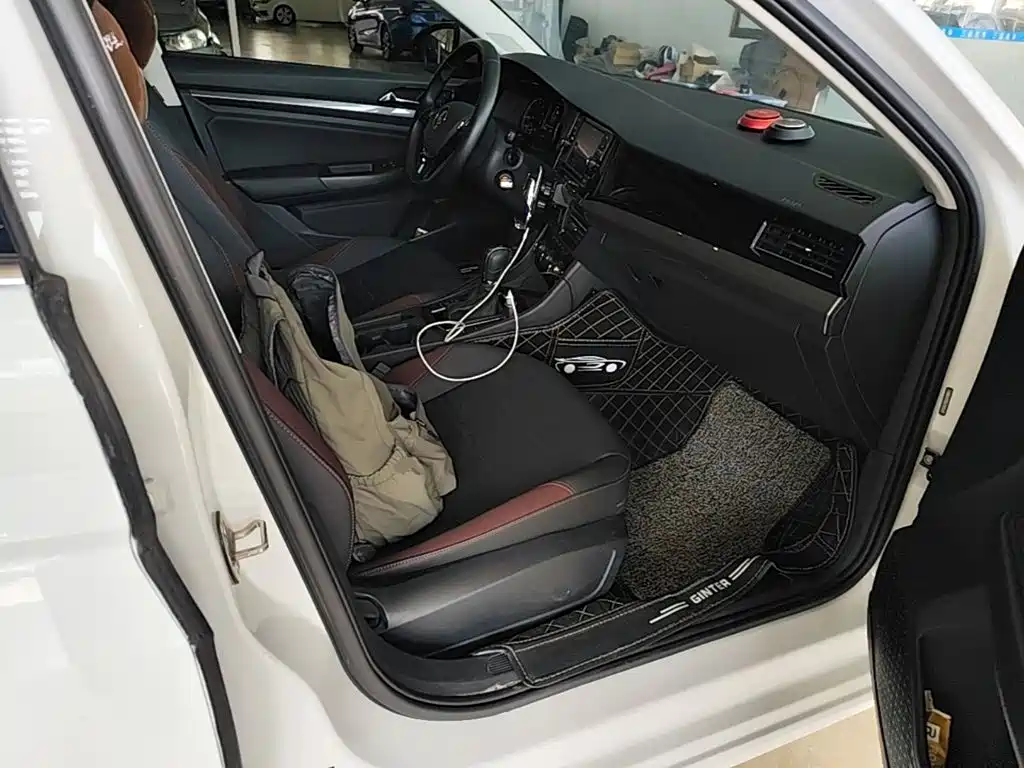 Volkswagen Bora — миниатюра 25