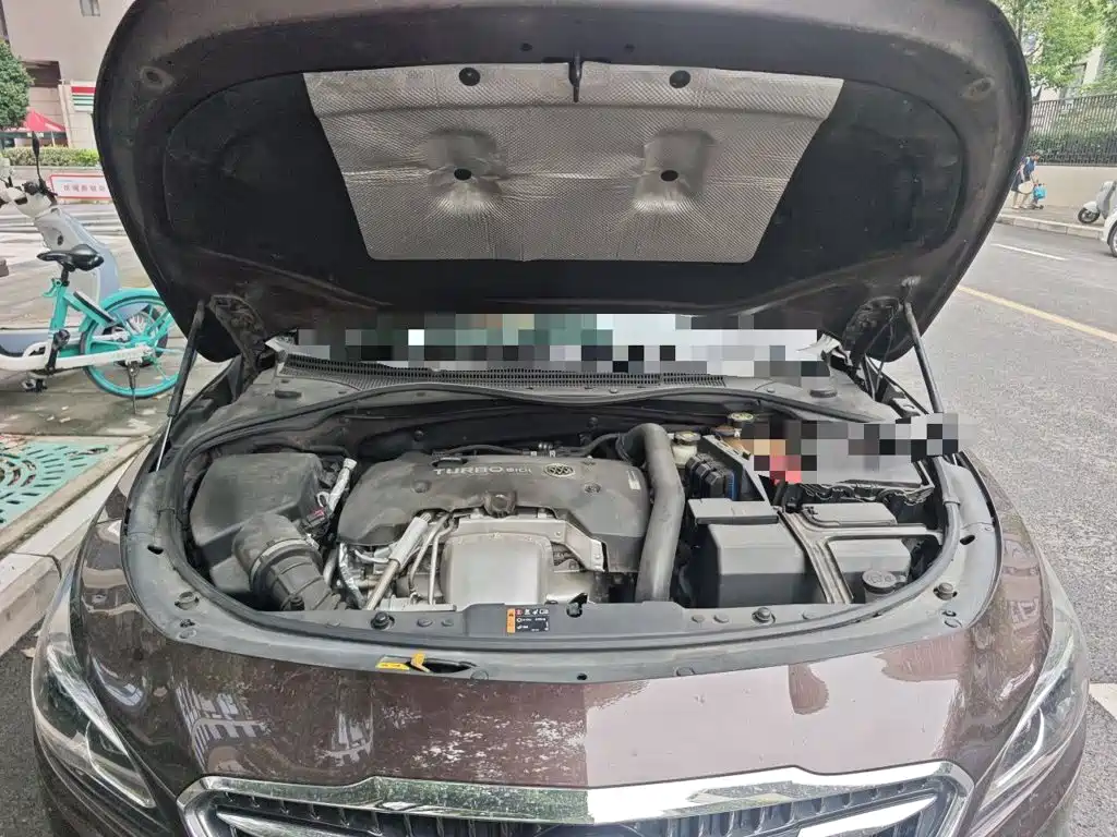 Buick LaCrosse — миниатюра 11
