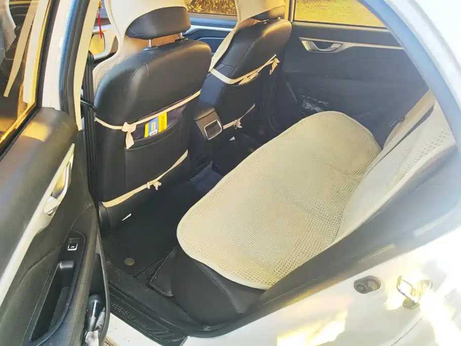 Geely Vision — миниатюра 11