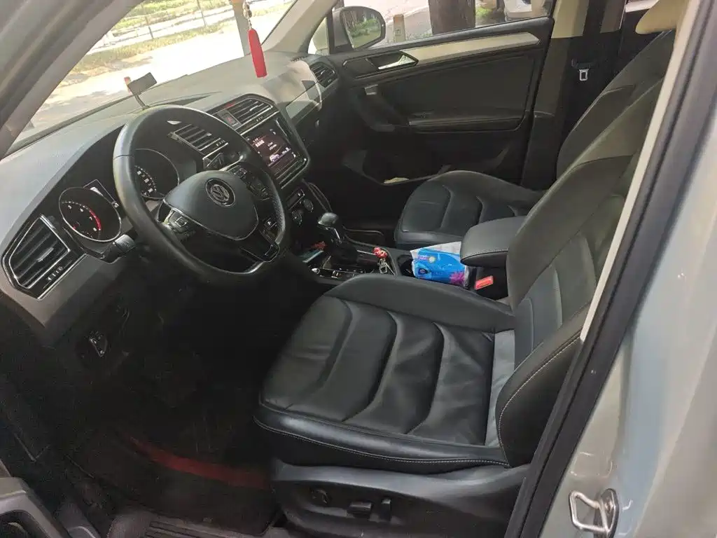 Volkswagen Tiguan L — миниатюра 8