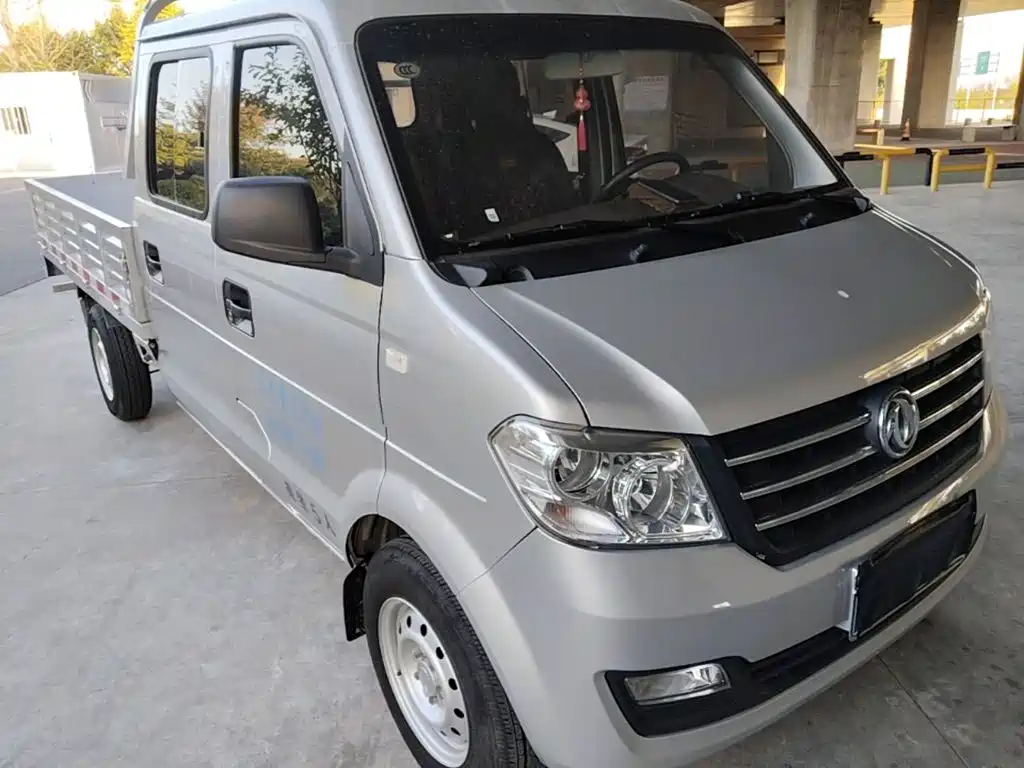 DFSK C32 — миниатюра 4