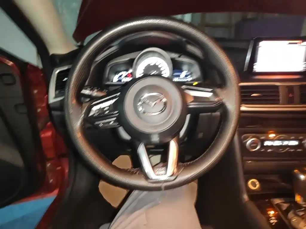 Mazda 3 Axela — миниатюра 11