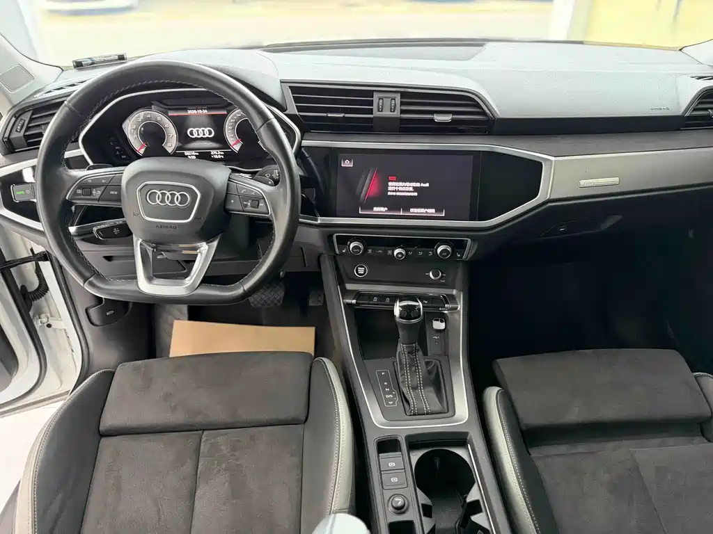 Audi Q3 — миниатюра 5
