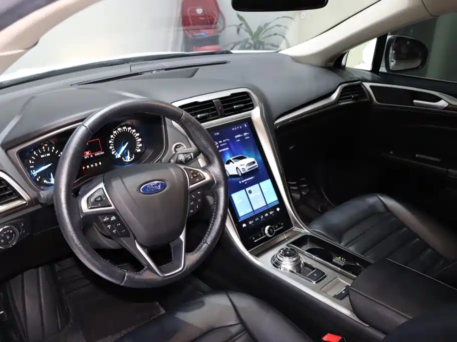Ford Mondeo — миниатюра 8