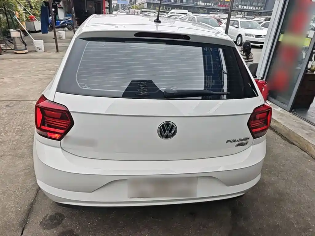 Volkswagen Polo — миниатюра 6