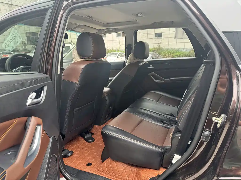 JMC Yusheng S350 — миниатюра 5
