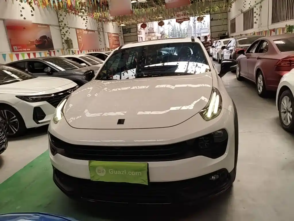 Lynk & Co 02 — миниатюра 3