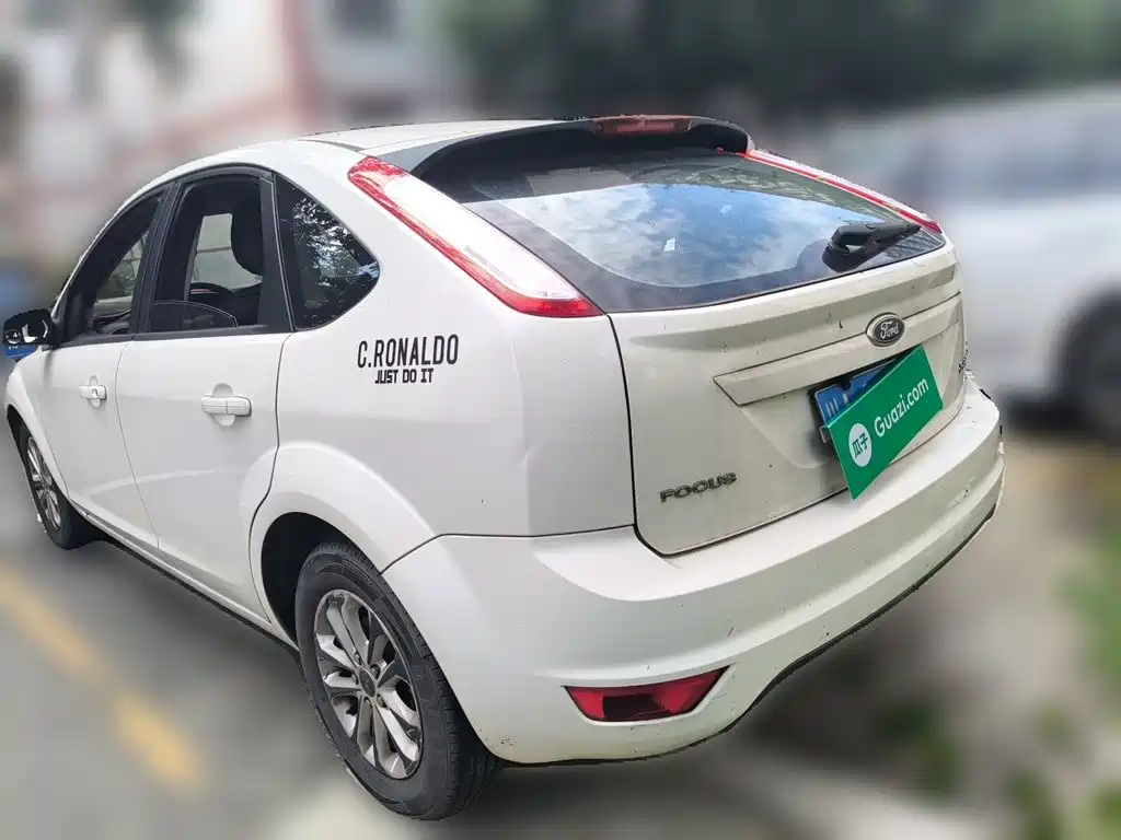 Ford Focus — миниатюра 25