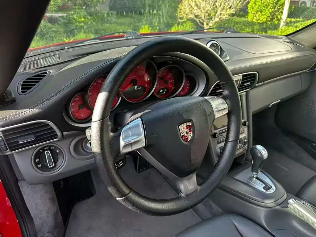 Porsche 911 2006 Targa 4 3.6L