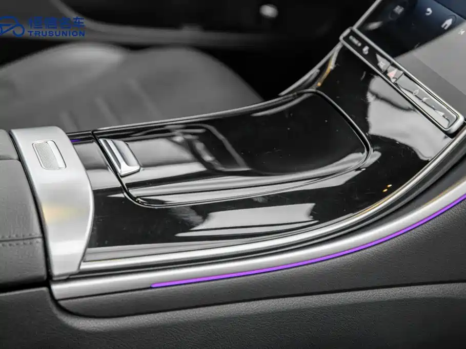 Mercedes-Benz C-Class — миниатюра 19