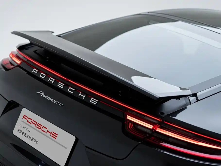 Porsche Panamera — миниатюра 7