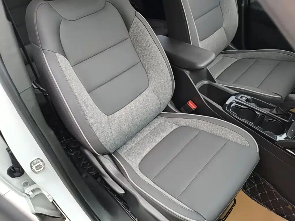 Chevrolet Tracker — миниатюра 25