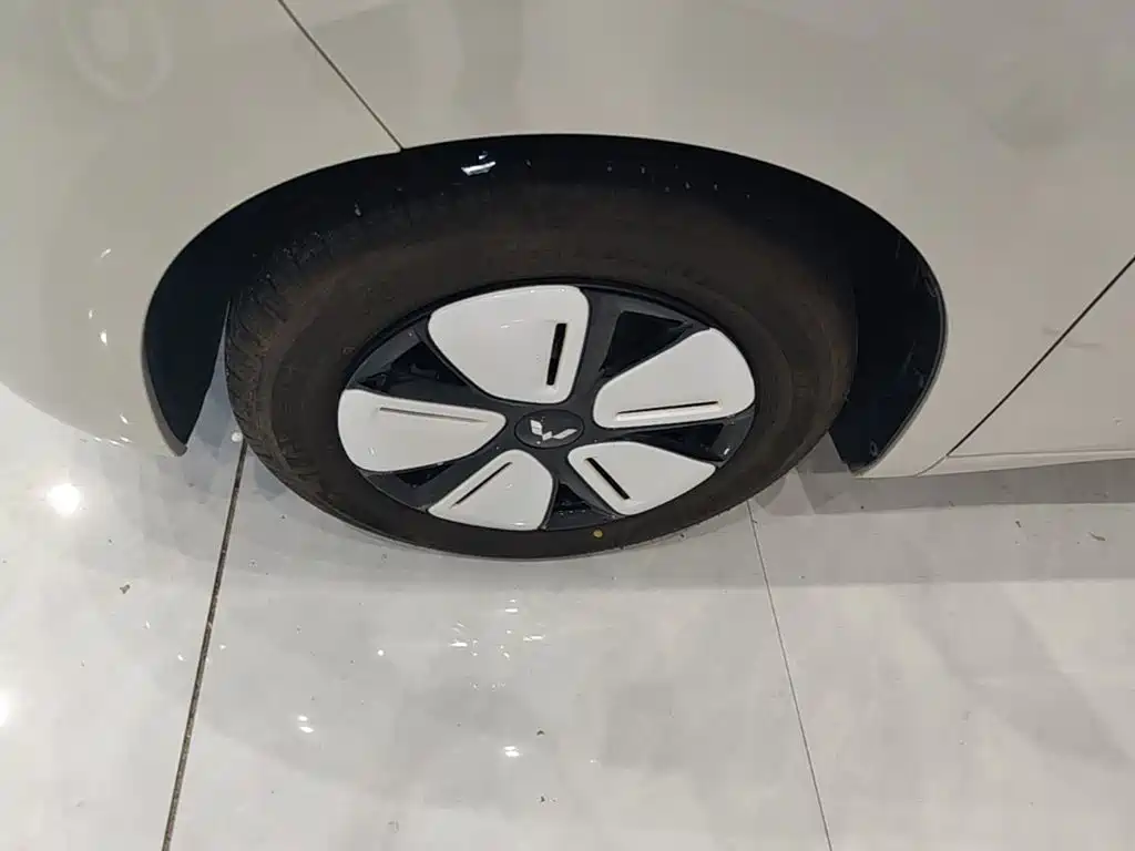 Wuling MINIEV — миниатюра 23
