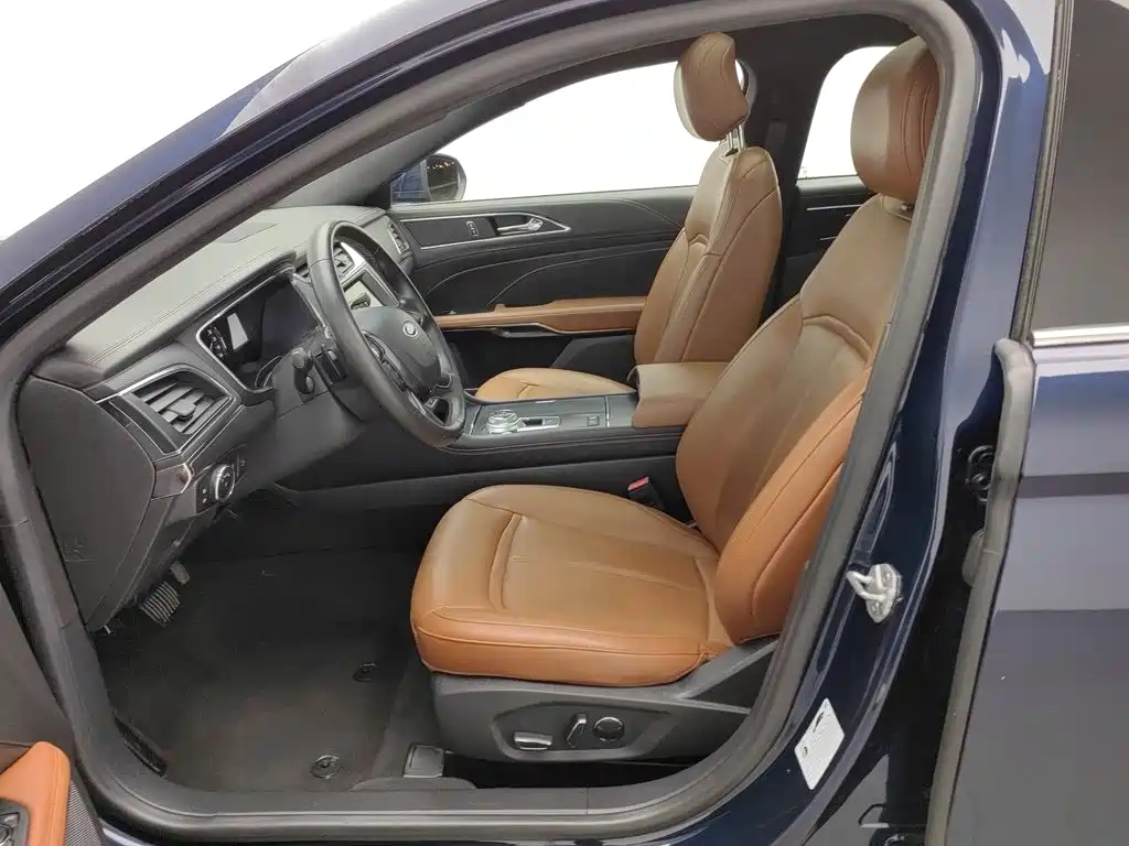 Ford Taurus — миниатюра 10