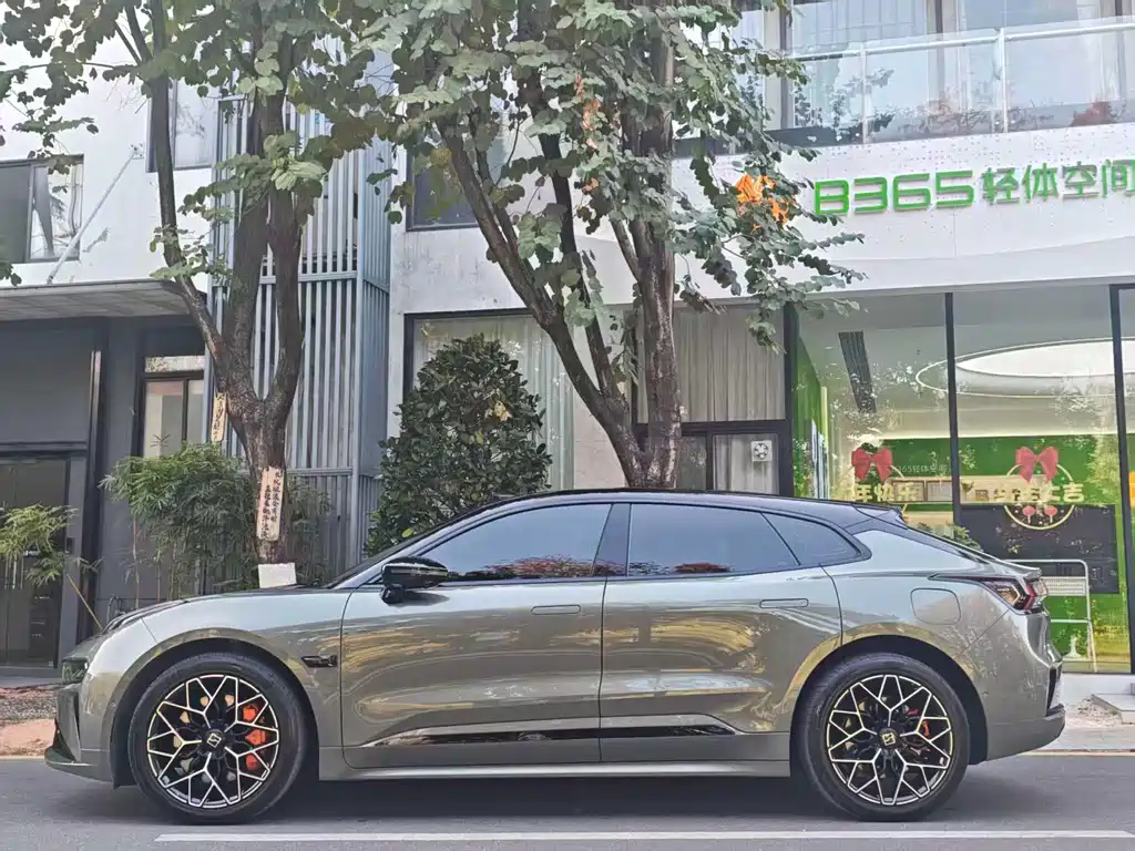 ZEEKR EXTREME KRYPTON 001