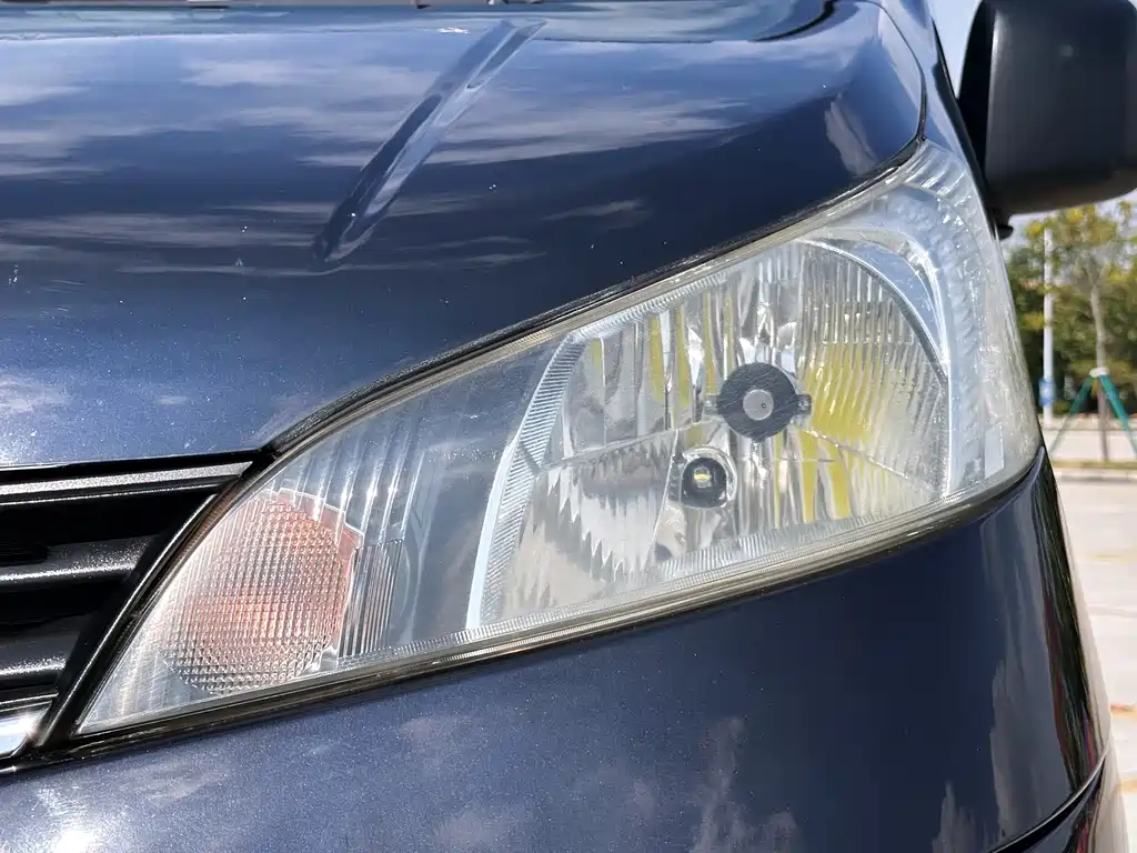 Nissan NV200 — миниатюра 17