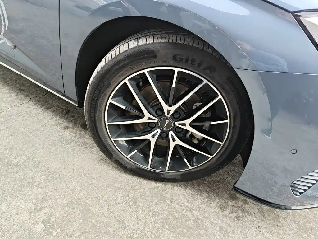 BYD Seal — миниатюра 25