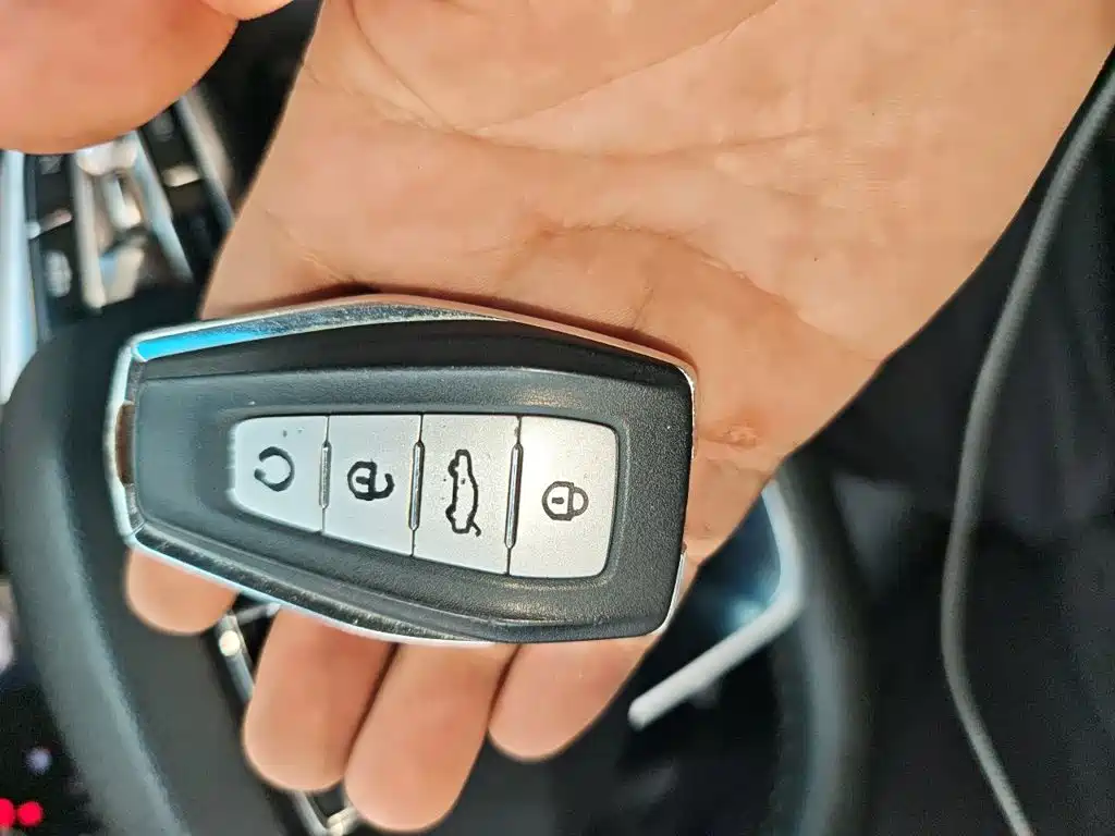 Geely Emgrand GS — миниатюра 12