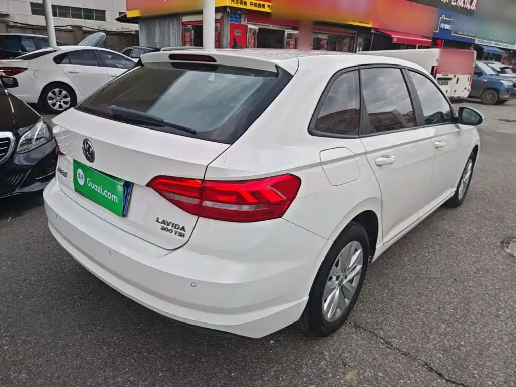 Volkswagen Lavida — миниатюра 7