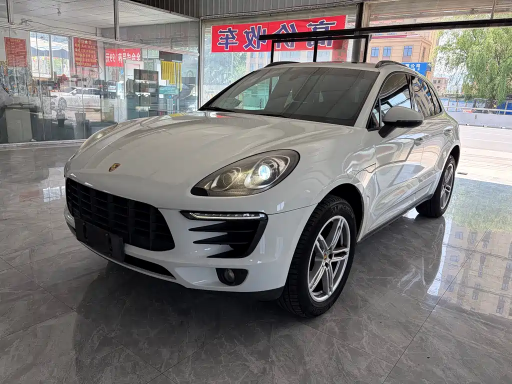 Porsche Macan 2016