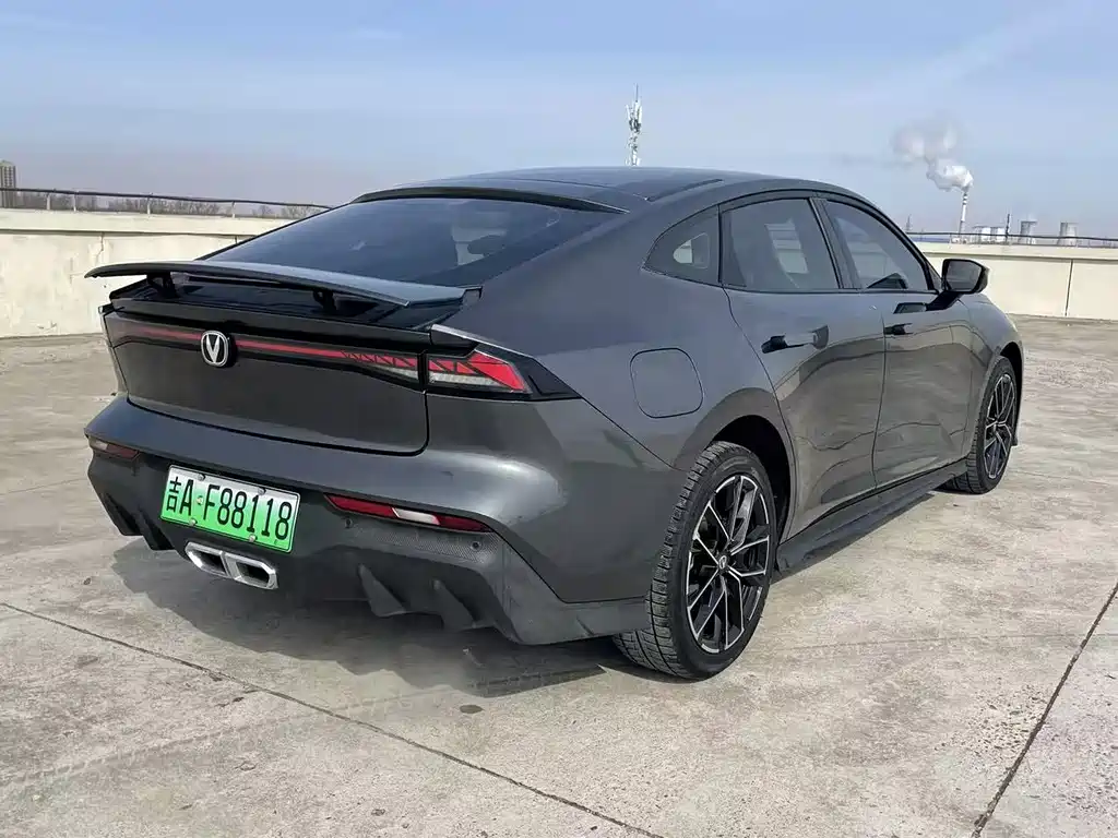 CHANGAN UNI V SMART IDD