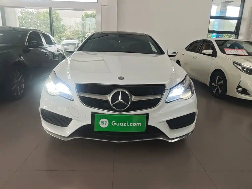 Mercedes-Benz E-Class (Import) — миниатюра 3