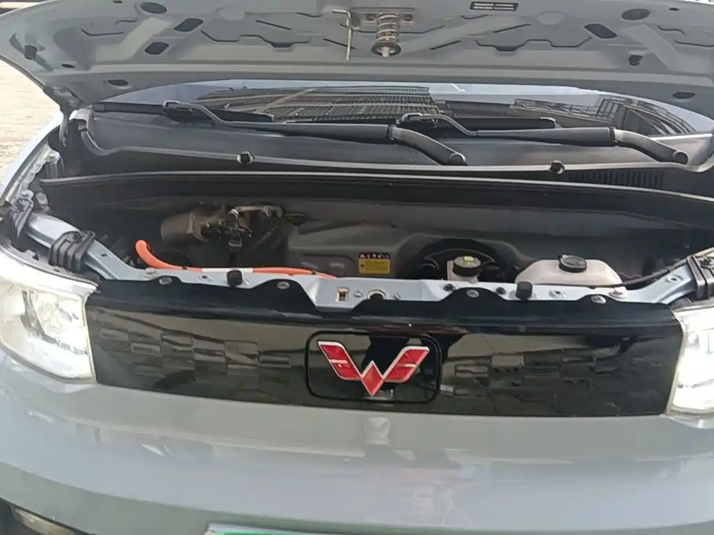 Wuling MINIEV — миниатюра 20