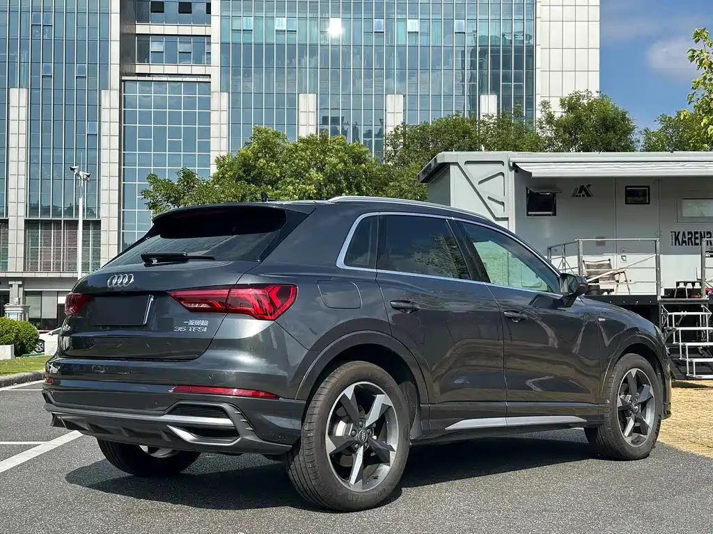 Audi Q3 — миниатюра 13