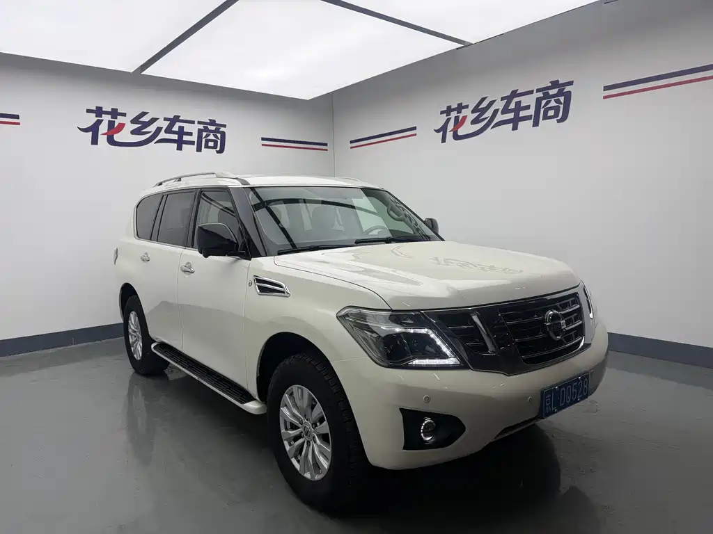 Nissan Patrol — миниатюра 3
