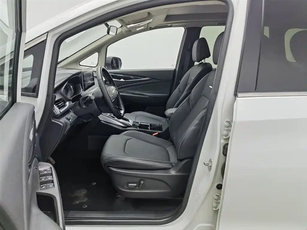 SAIC MAXUS CHASE G50