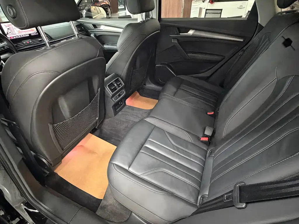 Audi Q5L — миниатюра 12