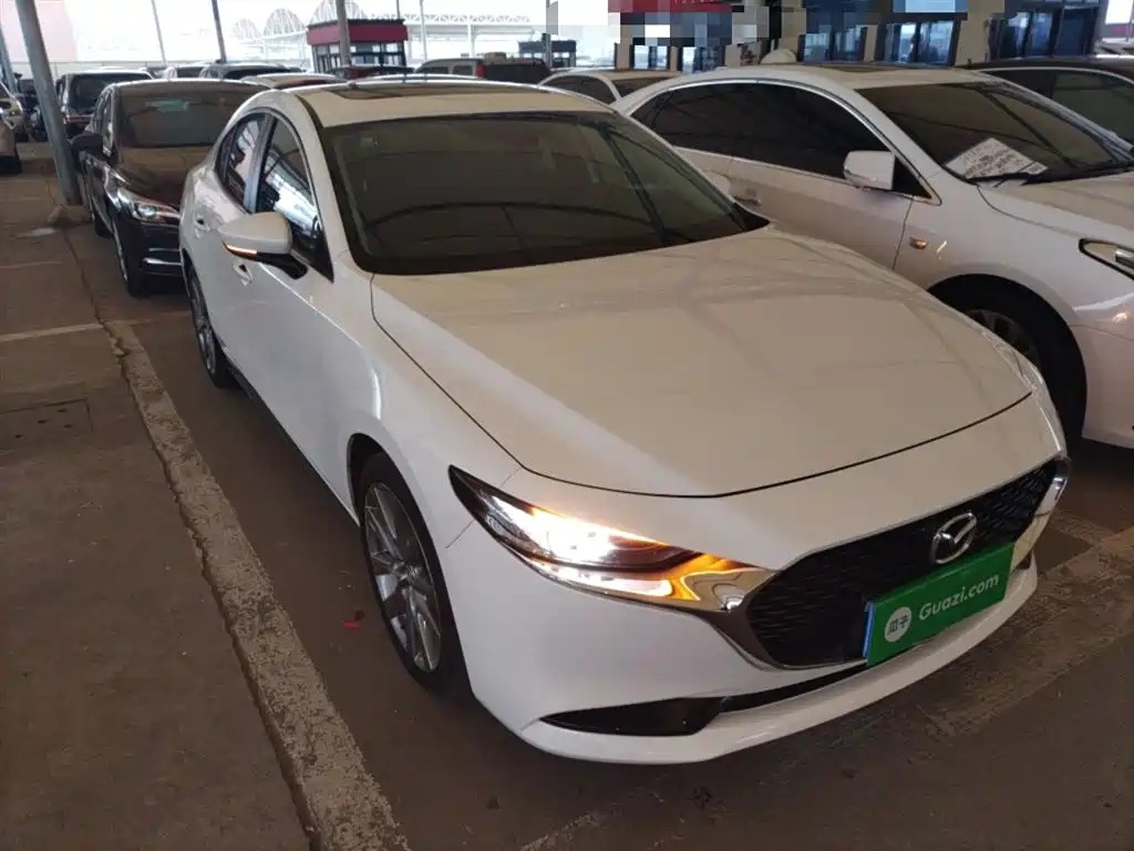 MAZDA  3 ANGKESAILA